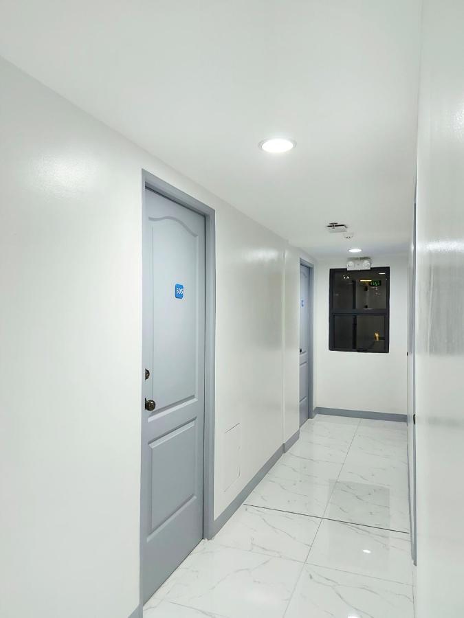 Airobedz Bgc - Near Uptown Hotel Manila Exterior photo