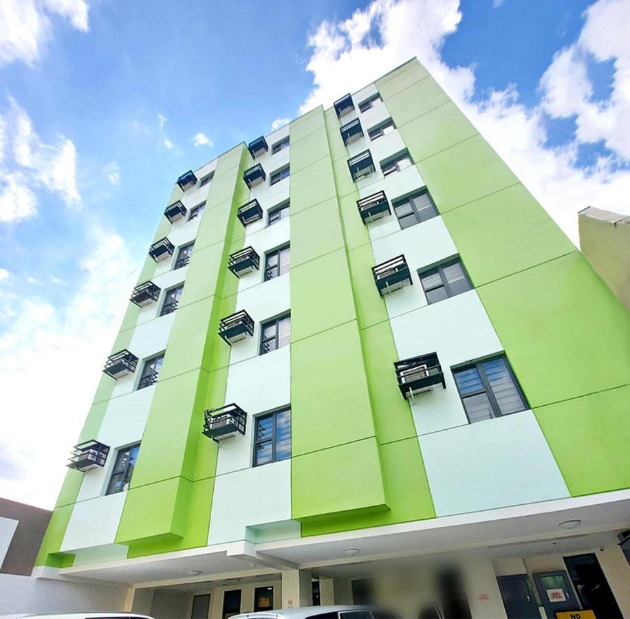 Airobedz Bgc - Near Uptown Hotel Manila Exterior photo